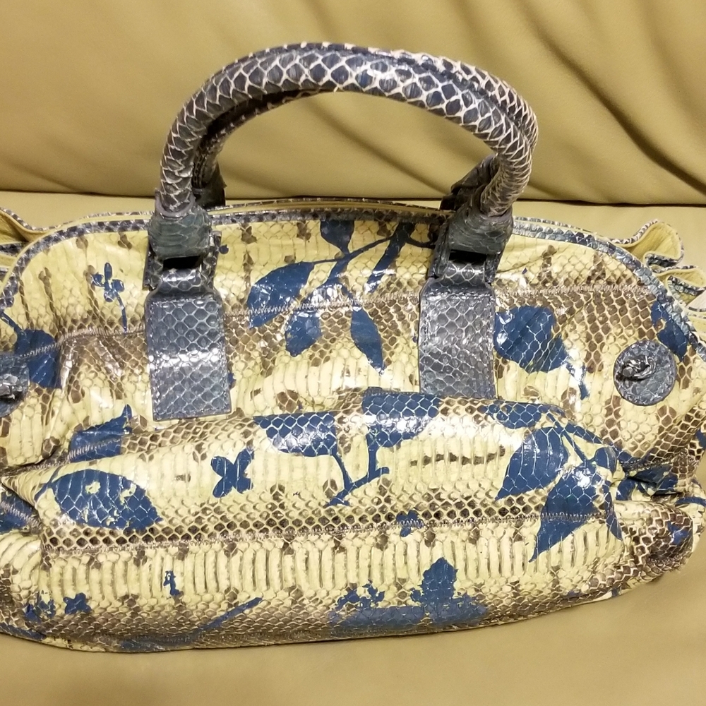 Bag - Like new used 3-5x
